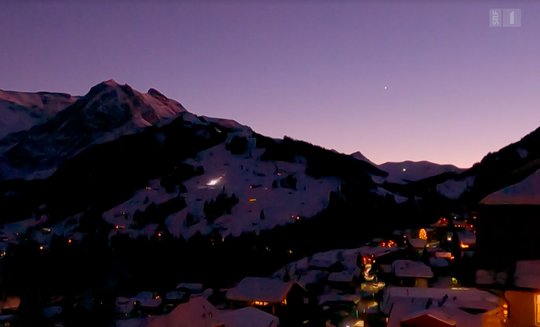 «Typisches Mimosendorf, dieses Adelboden»: SRF zeigt auch heikle Seiten des Dorflebens – zur Genugtuung der einen, zum Ärger der anderen. (Bild Screenshot SRF)