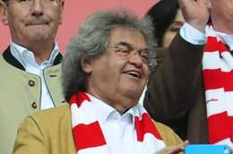 Markwort sitzt bei Heimspielen in der 1. Reihe