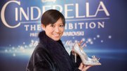 Sandra Choi mit ihrem «Cinderella»-Schuh