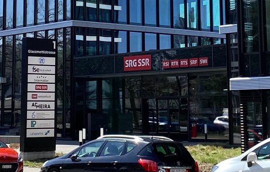 Für SP-Nationalrat David Roth hinterlässt die jüngste Vereinbarung einen «Beigeschmack von Bestechung und Sich-bestechen-Lassen»... (Bild: Wikipedia)