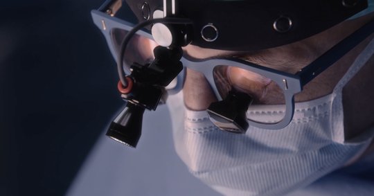 USZ-Herzchirurgie und der Maisano-Skandal: Wer hat wann nicht genau hingeschaut und vor allem nicht hingehört?...     (Bild: Screenshot aus USZ-Video Herzchirurgie)