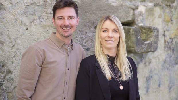 Thierry Frey als CCO und Melissa Spycher als CEO steuern die Berner Mediaagentur in die Zukunft...    (Bild: zVg)