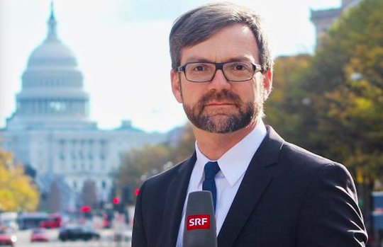 Erst 2021 hatte der damalige USA-Korrespondent von SRF in die Kommunikation des Aussendepartements gewechselt. (Bild © SRF)