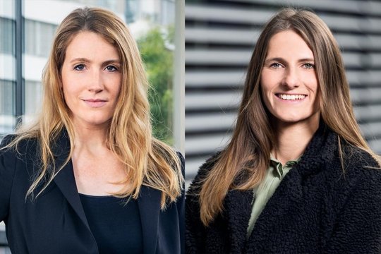 Investigativdesk: Nina Blaser und Fiona Endres (r.) sollen neue Einheit aufbauen und bleiben weiter aktiv als Journalistinnen...                  (Bild: SRF)