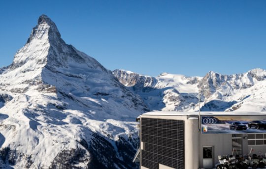 Schöne Aussichten: Der Vertrag umfasst 260 Werbeflächen im Umkreis der ikonischen Matterhorn-Pyramide... (Bild: zVg)