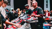 Sneaker, Sneaker und nochmal Sneaker: Echowerk angelt sich die Streatart-Messe in Zürich Oerlikon. (Bild zVg)