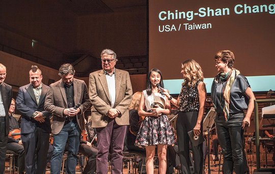 Ching-Shan Chang am Samstagabend bei der Preisübergabe in der Tonhalle Maag in Zürich.