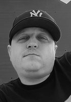 FamilybautausundbefordertFloWeitzelzumExecutiveCreativeDirector-wieKleinReportberichtet