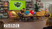 Die beiden Hosts Sebastian Meinberg und Ariane Alter im TV-Studio vor Publikum...