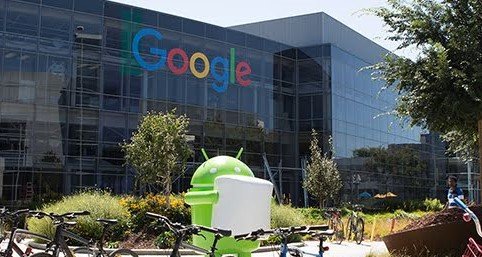 Insgesamt sprang der Gewinn der Google-Mutter Alphabet von 7 Milliarden auf 18,5 Milliarden Dollar... (© Bild: Google)