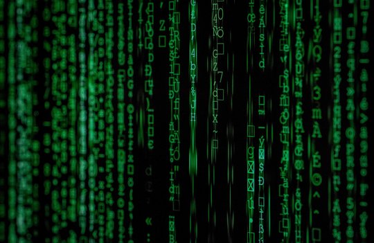 Das Gutachten fordert Einblicke in die maschinellen Auswahlsysteme demokratisch relevanter Plattformen...