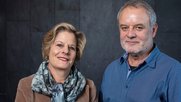 Die Ombudsleute Esther Girsberger und Kurt Schöbi haben das Berichtsjahr 2023 ausgewertet… (Bild: © srgd.ch)