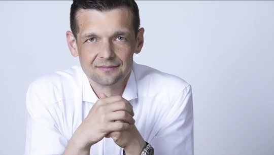 Der gebürtige Bosnier Rusmir Nefic ist der starke Mann hinter dem ambitiösen Projekt... (Bild: zVg)