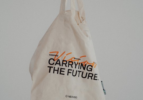 Neoviso strebt mit dem Rebranding einen frischeren Marktauftritt an... (Bild: zVg)