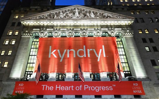 Der Spin-off Kyndryl der IBM wurde am 4. November 2021 an der New Yorker Börse gelistet...