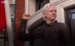 In den USA drohen Assange 175 Jahre Haft