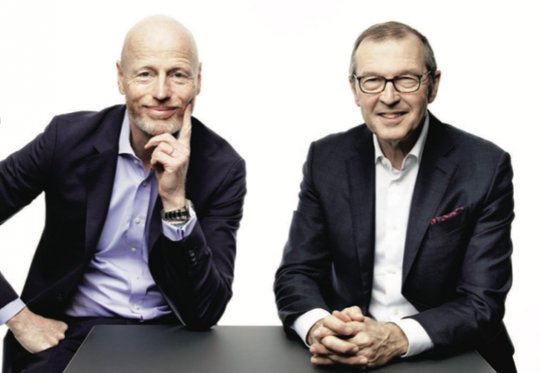 «Die Mobiliar ist eine eindrückliche Firma», sagt Ringier-CEO Marc Walder (links), daneben Mobiliar-Chef Markus Hongler.