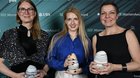 «Expertin für digitale Transformation»: Zattoo-Gründerin Bea Knecht (l.) mit Paulina Grnarova und Antja Kanngiesser...   (Bild: SEF/zVg)  