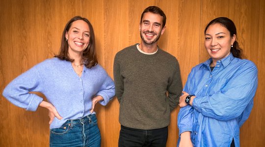 Das Dreigespann mit Julia Fischhaber, Constantin Camesasca und Jasmine Mee-Hua Pierce (v.l.) leitet neu die Zürcher Kreation von Havas. (Bild zVg)