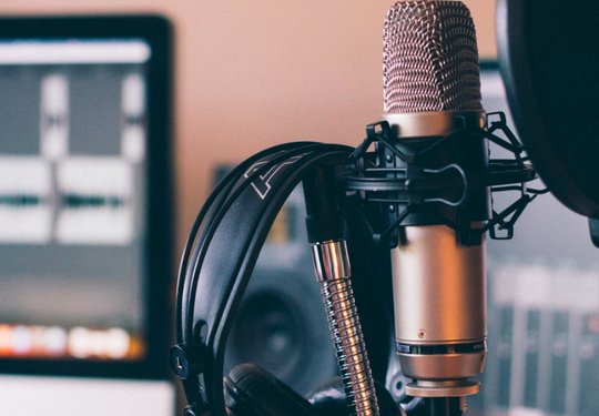 Die Absetzung der Sendung hat scharfe Kritik von verschiedenen Kulturorganisationen ausgelöst... (Bild: Screenshot srgd.ch)