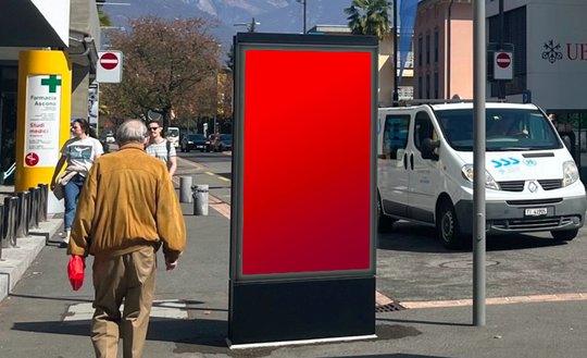 Per Touchscreen können Touristen Infos über die Stadt finden. (Bild zVg)