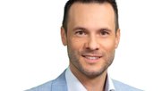 Hässig, Ex-Moderator von Radio 24, stellt das Urteil des Bundesverwaltungsgerichts infrage... (Bild: parlament.ch)
