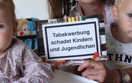 Volksinitiative_Ja_zum_Schutz_der_Kinder_und_Jugendlichen_vor_Tabakwerbung-Klein-Report