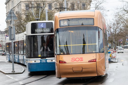  Das Traverso-Tram auf dem Netzt der VBZ soll Fahrgäste zu Entdeckungsreisen mit der SOB einladen...           (Bild: zVg) 