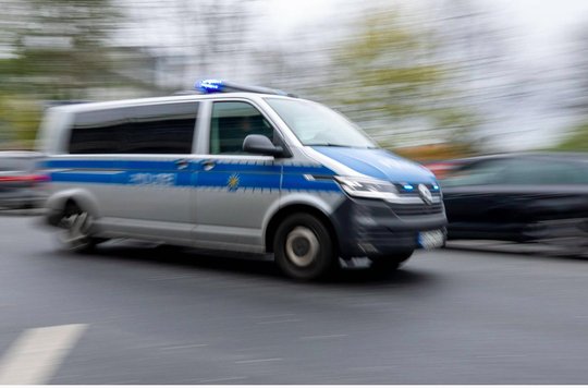 Die Hamburger Polizei hatte die Presseanfrage mit «Geschäftsgeheimnissen» abgebügelt. (Bild Screenshot stern.de)