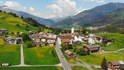 Das Dorf in der Bündner Surselva ist bereits das zehnte Schweizer Dorf mit dem UNO-Gütesiegel... (Bild: Wikipedia)