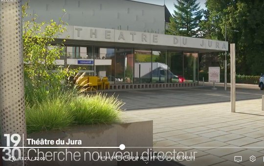 Der mit dem Vorwurf von sexueller Belästigung beschuldigte Theater-Direktor Dorian Rossel kam zu wenig zu Wort... (Bild: Screenshot rts.ch)